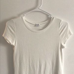 white cropped short sleeve